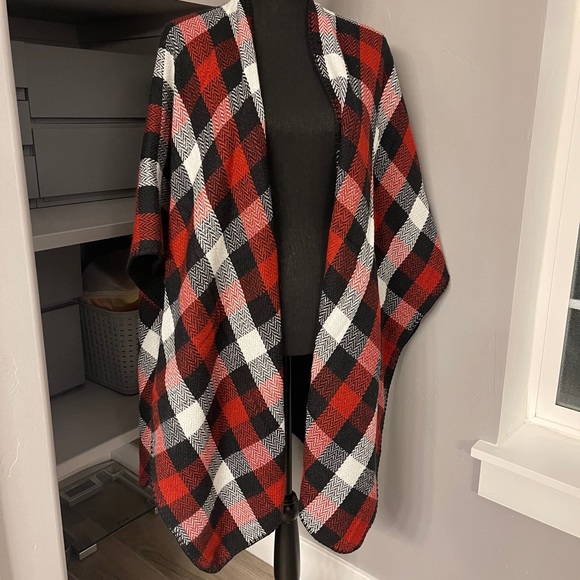 Darling Christmas Coverup - Picture 1 of 3